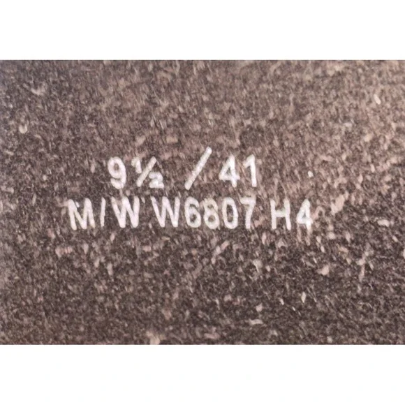 BORN Womens 9.5M Brown Pebbled Leather Boots W6807 Calf High Slouch Comfort Chic - Picture 14 of 14